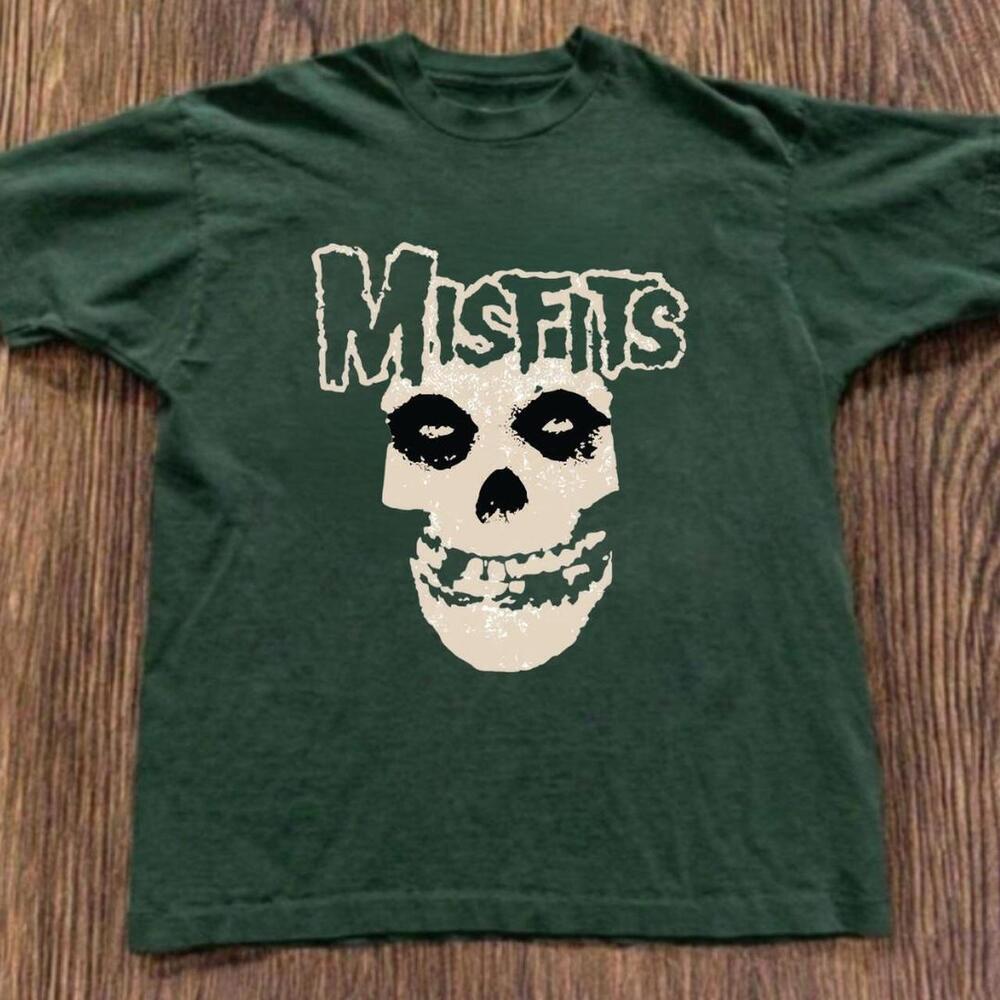 Gildan Men Green T-Shirt Misfits Green Band Tee